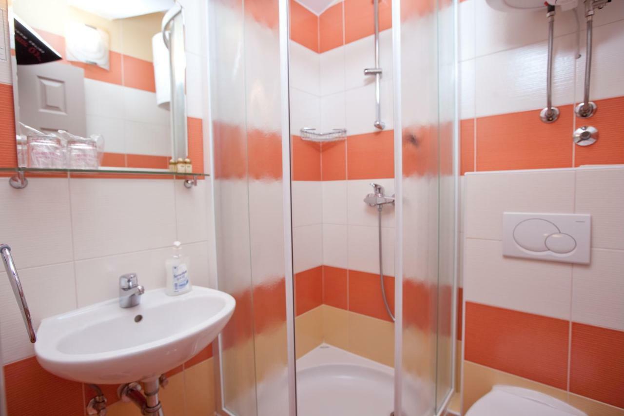 Apartments Smiljka II Tučepi Eksteriør billede